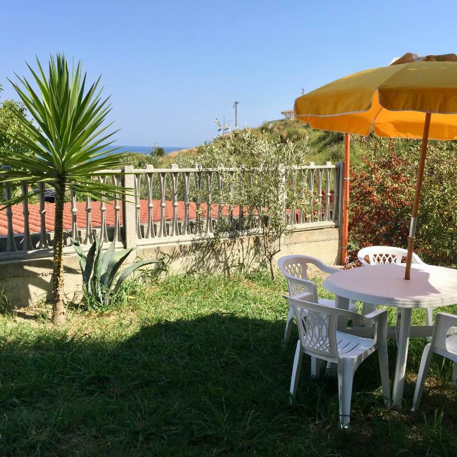 Apartamento Alba Blu Santa Caterina Dello Ionio Marina Exterior foto